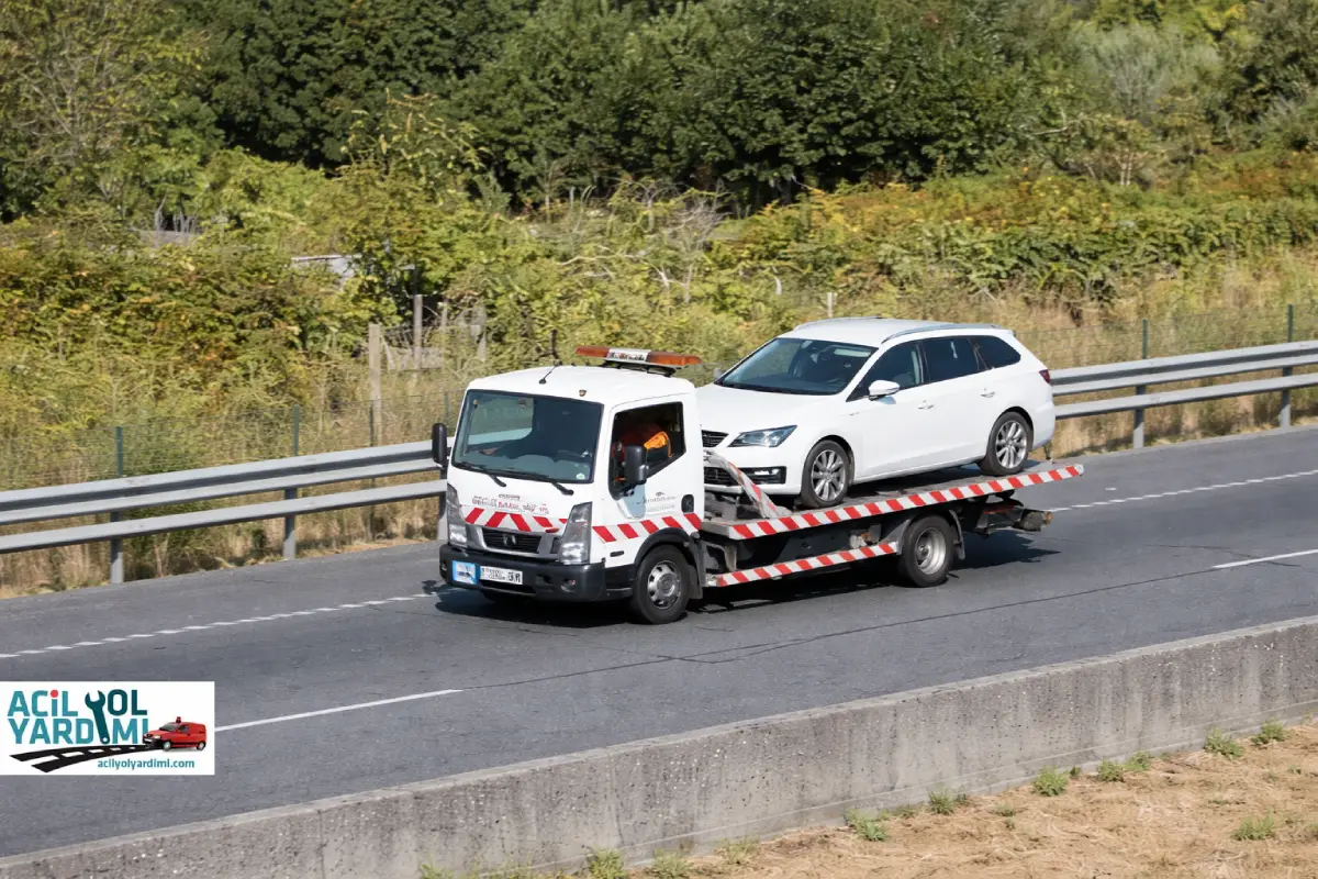 İstanbul’da acil çekici hizmeti 7/24 oto çekici yol yardım araç kurtarma hızlı müdahale hizmeti